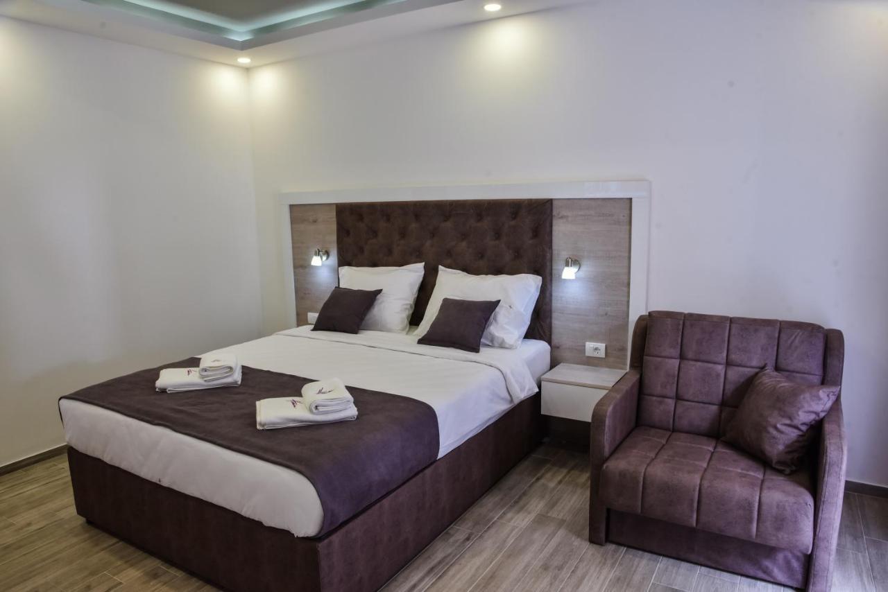 Heaven Lux Ulcinj Hotel Exterior photo
