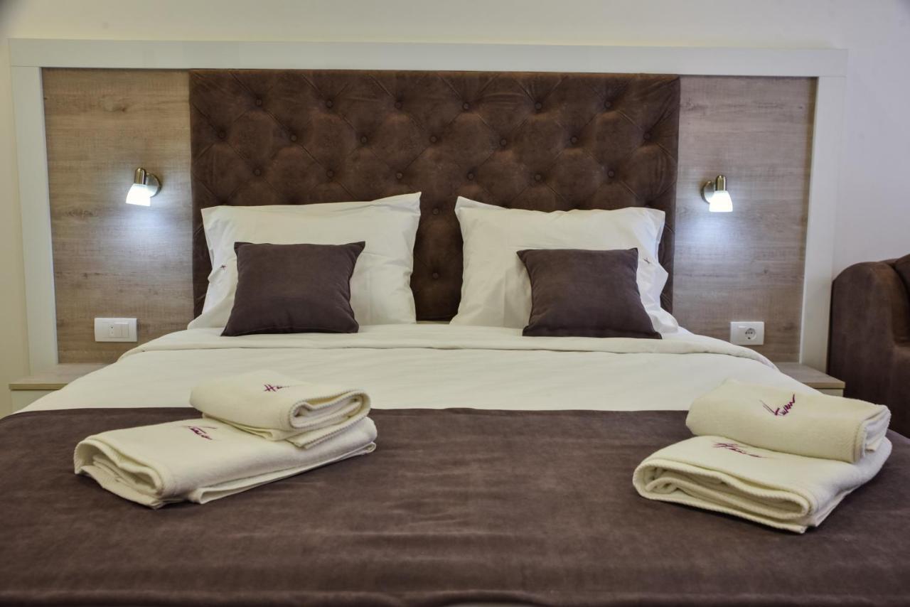 Heaven Lux Ulcinj Hotel Exterior photo