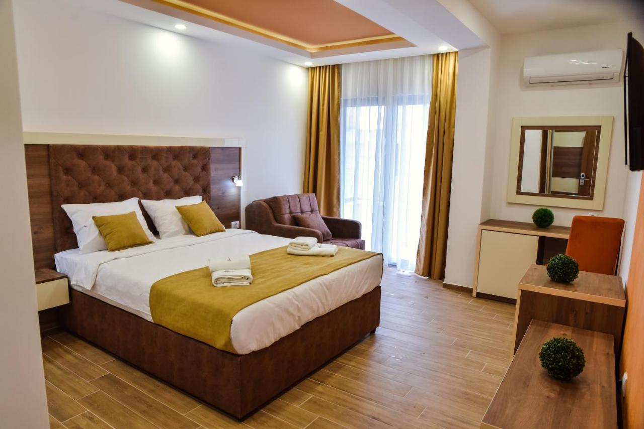 Heaven Lux Ulcinj Hotel Exterior photo