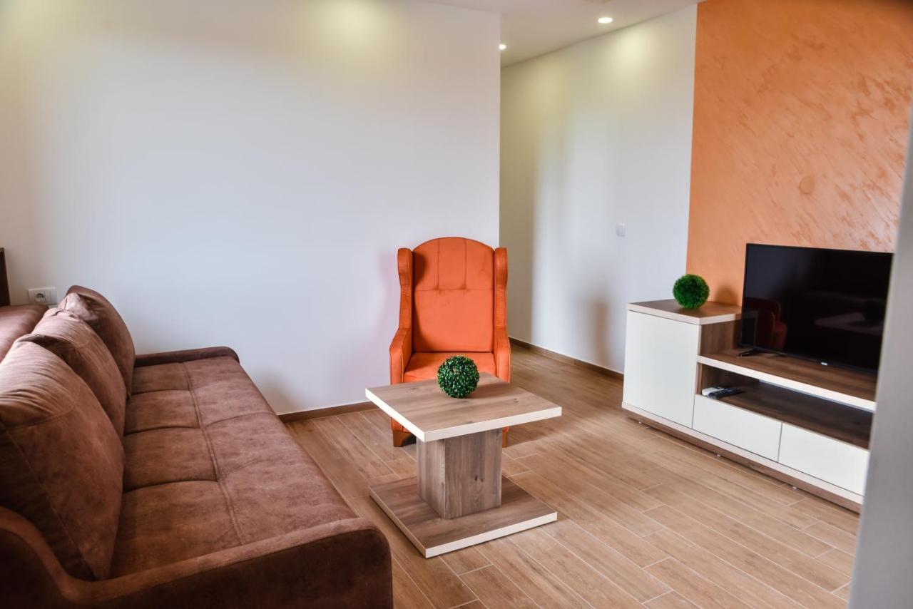 Heaven Lux Ulcinj Hotel Exterior photo
