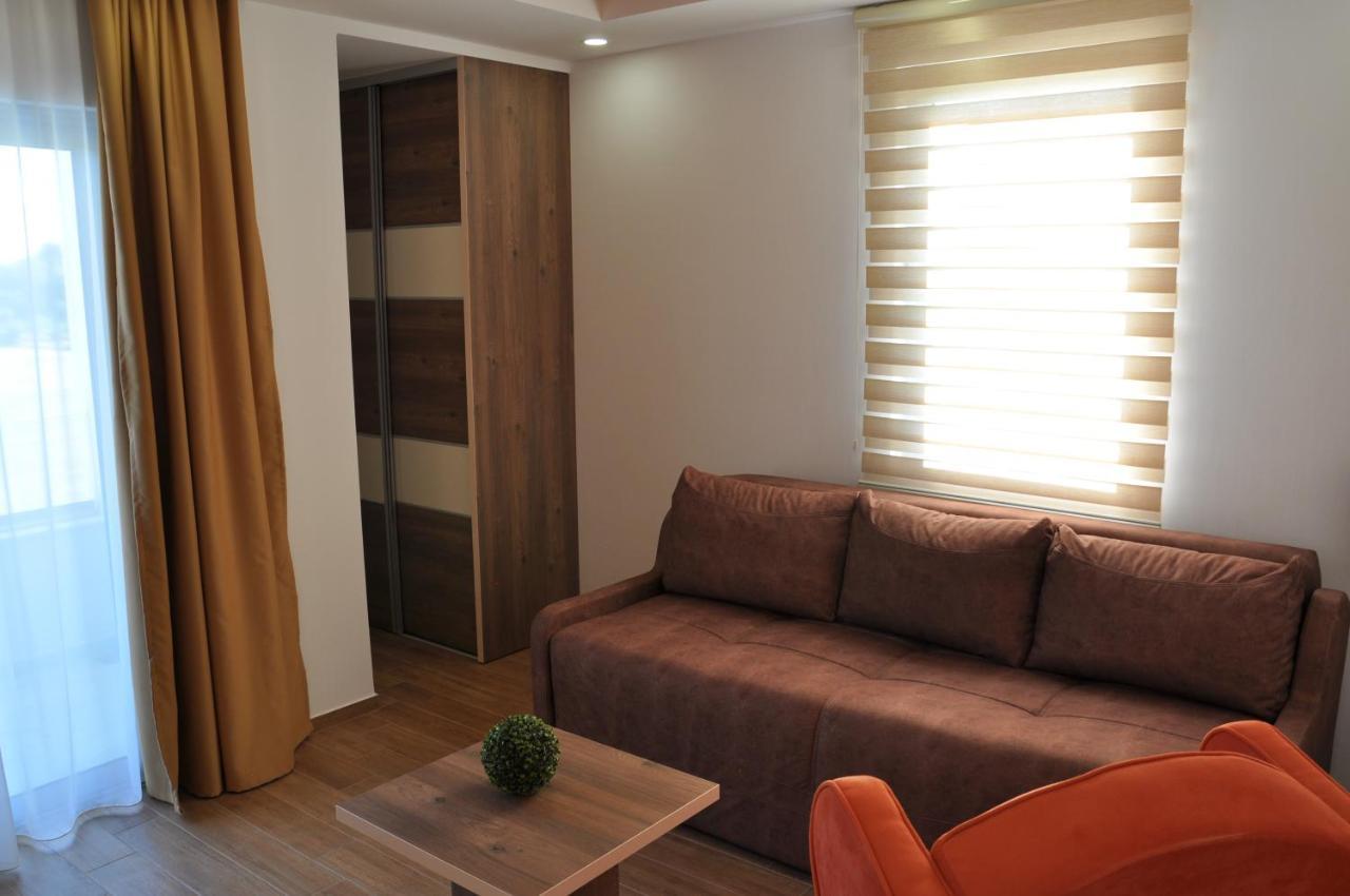 Heaven Lux Ulcinj Hotel Exterior photo